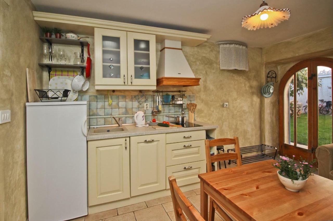 Apartment Olive Garden Punat Ngoại thất bức ảnh